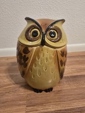 Vintage 1960-1970 Metlox Poppytrail Owl Cookie Jar/Canister